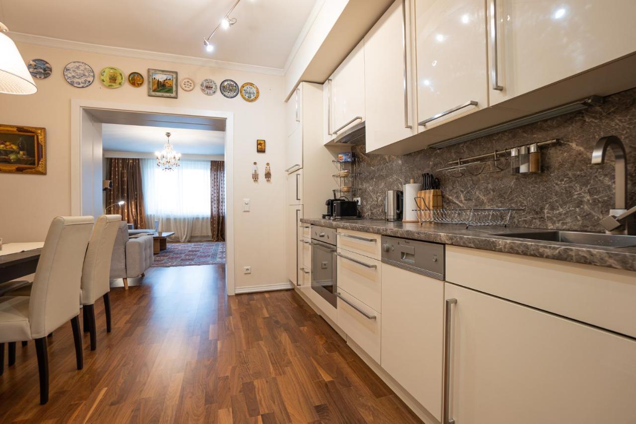 Apartment With A Balcony - 15 Min To City Center Vienna Luaran gambar