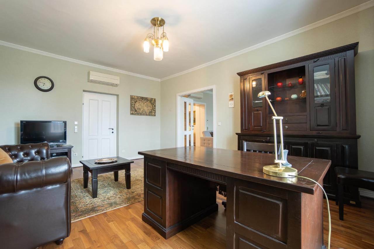 Apartment With A Balcony - 15 Min To City Center Vienna Luaran gambar