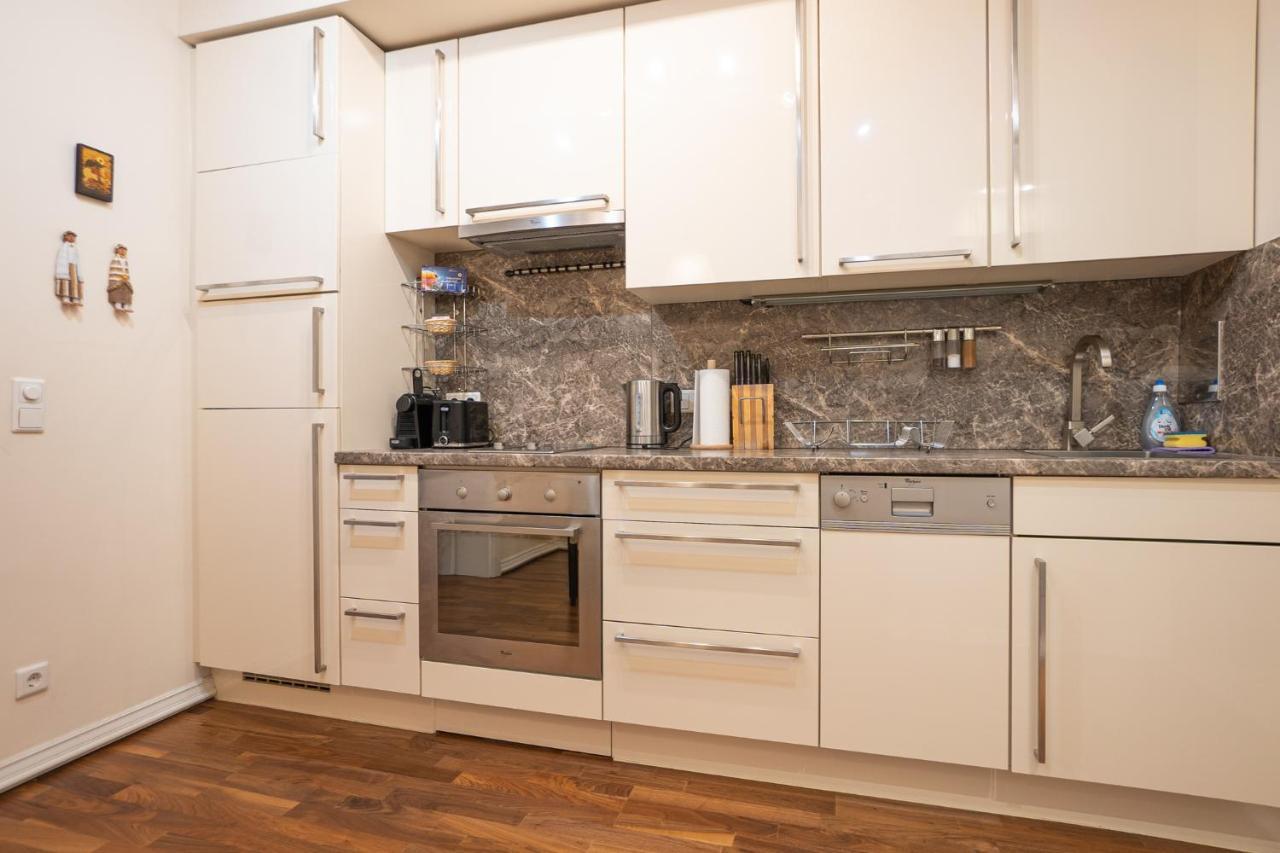 Apartment With A Balcony - 15 Min To City Center Vienna Luaran gambar